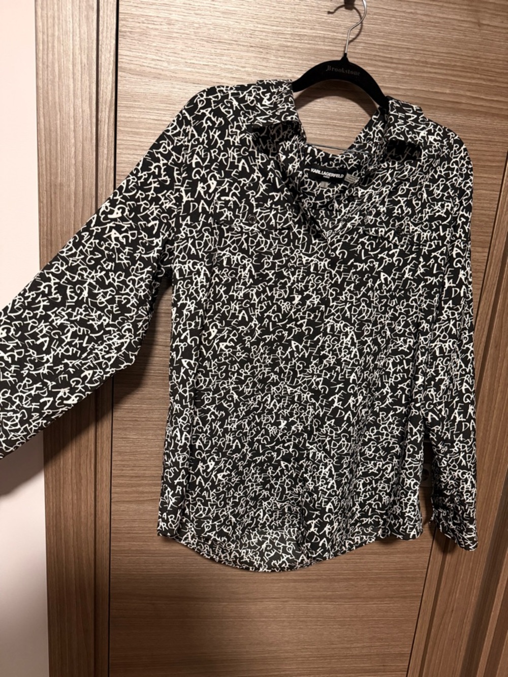 Karl Lagerfeld Black and White Script-Print Button-Down Shirt